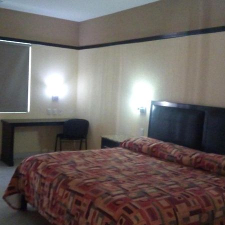 Jalyd Inn Irapuato Kültér fotó